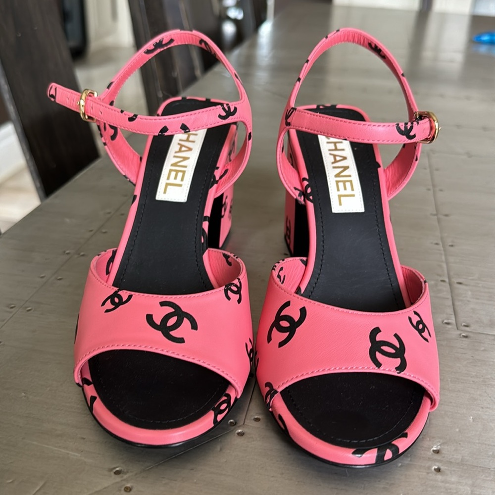 Chanel crazy cc pink black sandal pump logo shoes with box and dustbag sz 38.5 - Picture 4 of 9